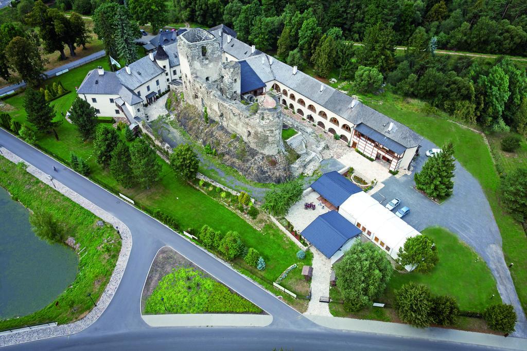 Chateau Grandcastle Liptovský Hrádok Exterior foto