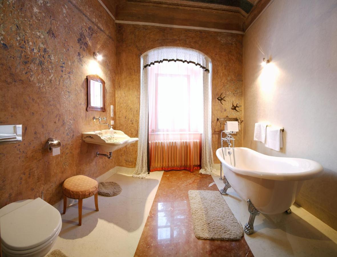 Chateau Grandcastle Liptovský Hrádok Habitación foto